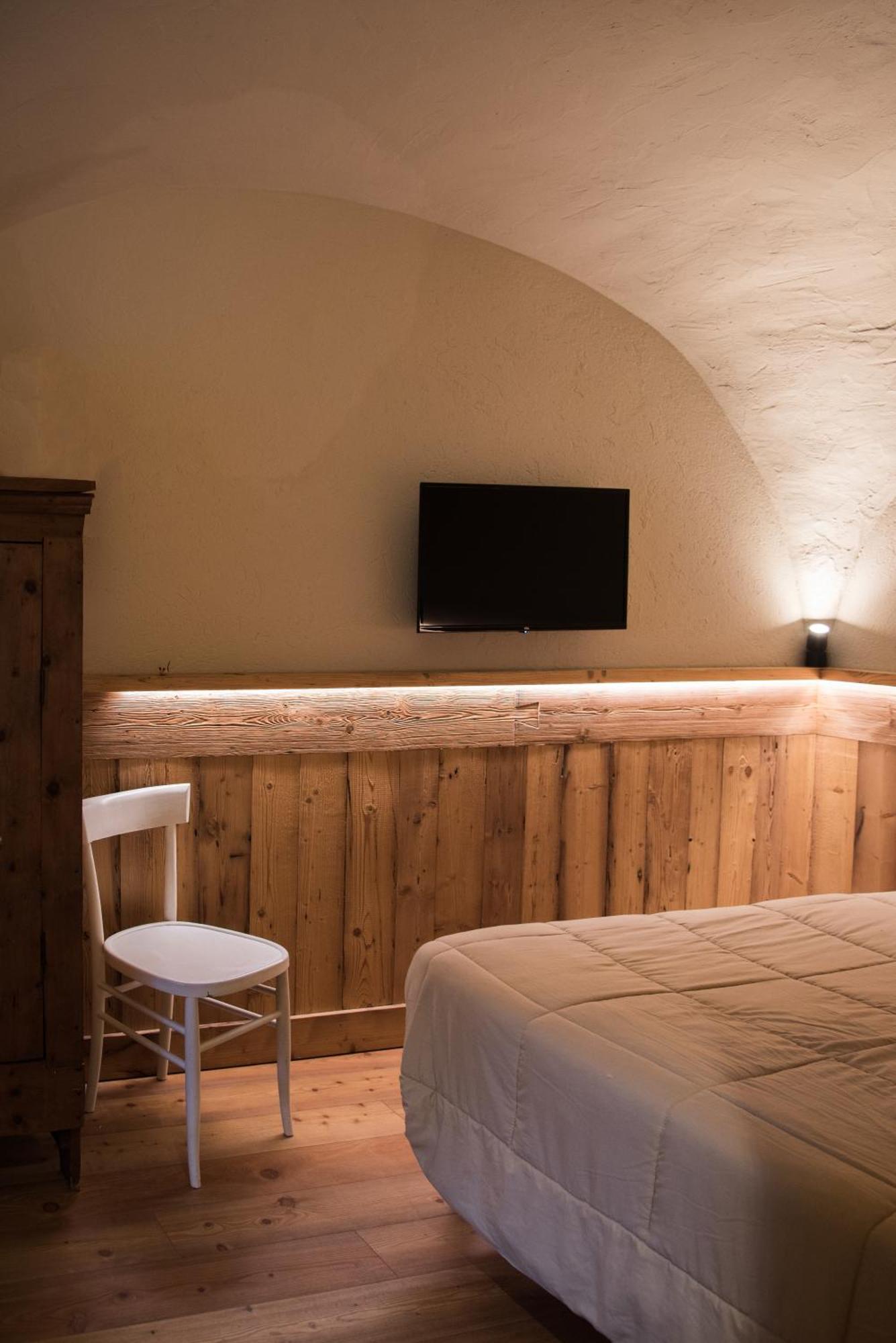 Le Bibelot Apartments Nus Szoba fotó